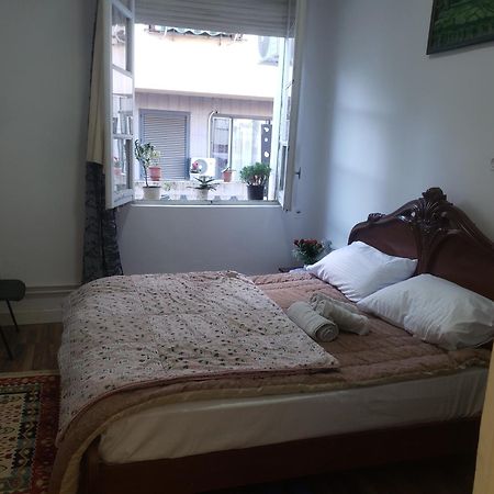Hostel Oakland Tiranë Eksteriør bilde
