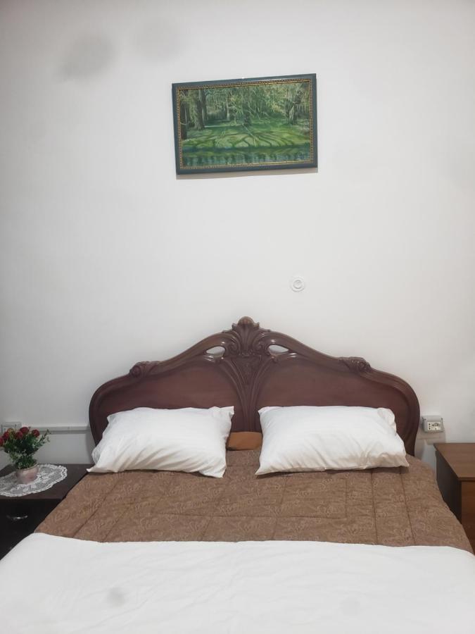 Hostel Oakland Tiranë Eksteriør bilde