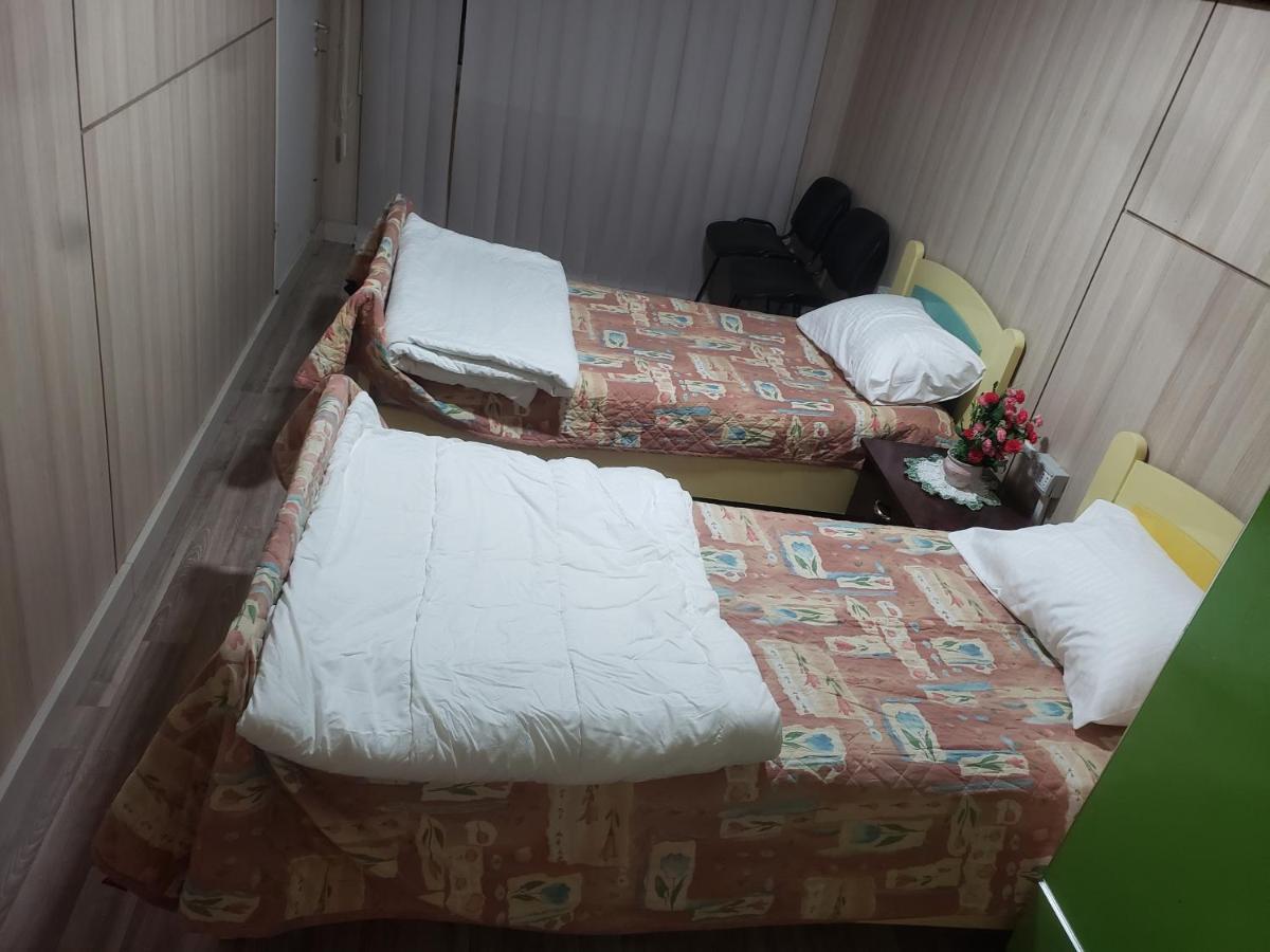 Hostel Oakland Tiranë Eksteriør bilde