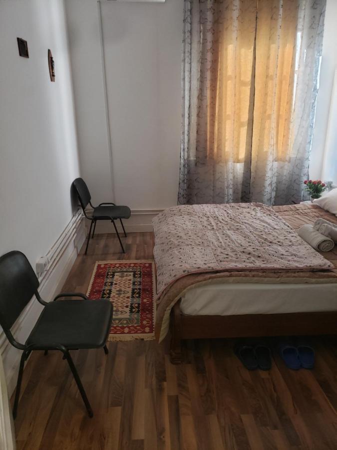 Hostel Oakland Tiranë Eksteriør bilde