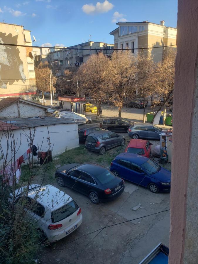 Hostel Oakland Tiranë Eksteriør bilde