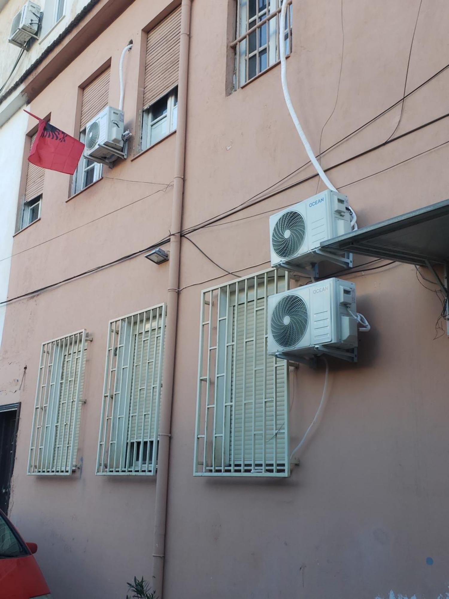 Hostel Oakland Tiranë Eksteriør bilde